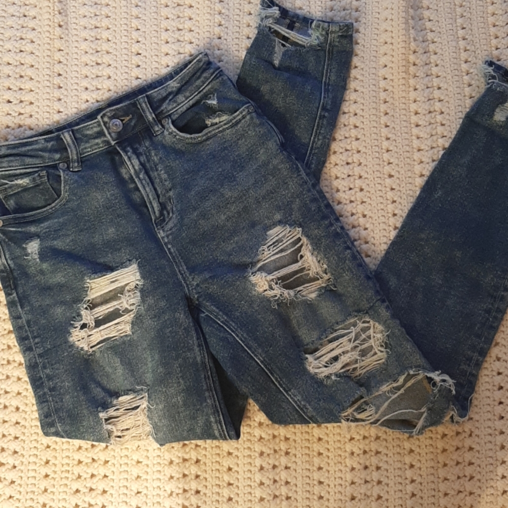 Blue Ripped American Eagle Mom Jeans Size 000